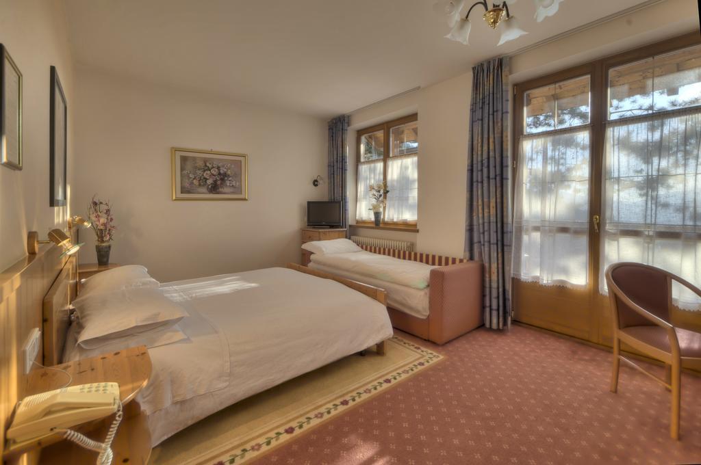 Hotel Waldheim Belvedere بريسّانوني المظهر الخارجي الصورة