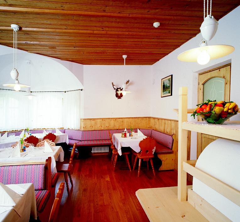 Hotel Waldheim Belvedere بريسّانوني المظهر الخارجي الصورة